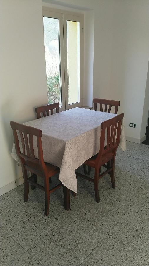 Lake Retreat - Maiella Apartment - Beautiful Lake And Mountain Views Casoli  Exterior foto